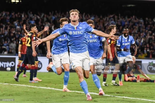 А Серия. "Наполи" камбэк амалга ошириб, 3 очкони қўлга киритди