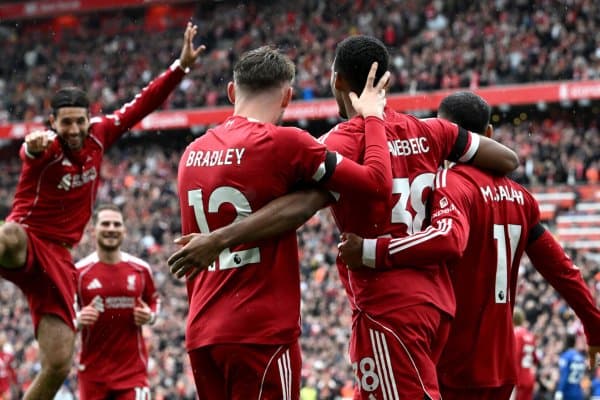 “Ливерпуль”  Испания чемпиони “Барса”га керак бўлмай қолган ўйинчини чақиряпти