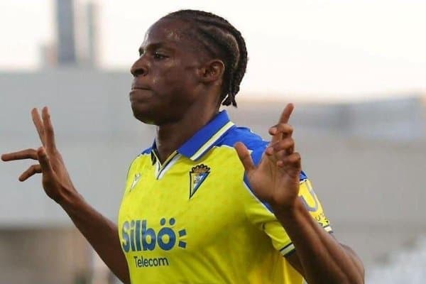 “Барса” янги тўпурарни кашф қилди, уни ҳали кўпчилик танимайди