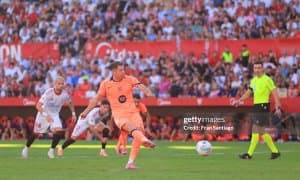 Левандовски "Севилья"га қарши ўйинда пенальтидан гол ура олмаганига изоҳ берди