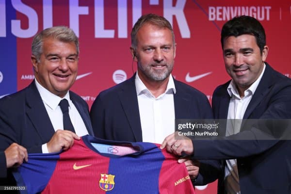 "Барселона" спорт директори ҳужумчи сотиб олинмаслигига ишора қилди