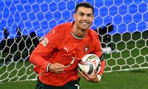 Роналду: Футболдан кетишимни айтишди