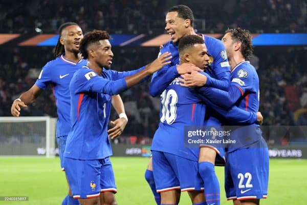 ЖЧ саралаши. Франция ва Германия йирик ҳисобда ғалаба қозонди, Бельгия эса ўз уйида Шимолий Македонияни мағлуб эта олмади