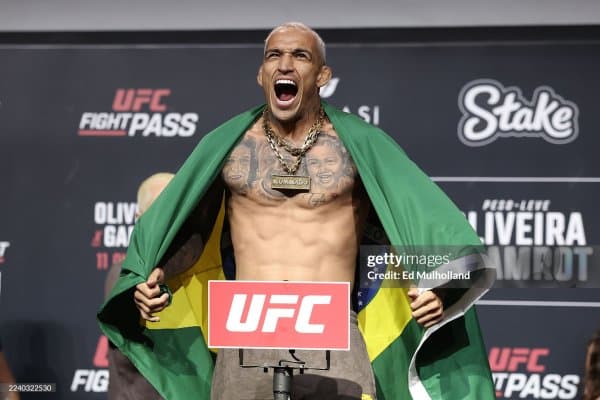 "UFC Rio" турнири иштирокчилари тарозидан ўтди