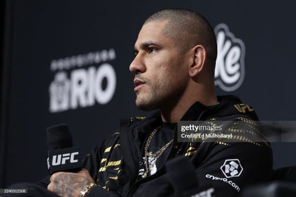 UFC собиқ жангчиси: “Ярим оғир вазнда Алекс Перрейра билан рақобат қила оладиган биргина жангчи бор!"