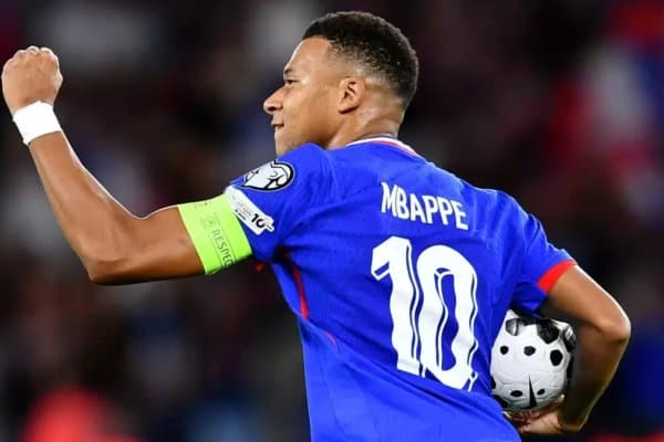 Мбаппе дунёдаги энг кучли терма жамоа номини айтди. У Франция эмас