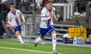 Фарерлик футболчилар шов-шув кўтарди