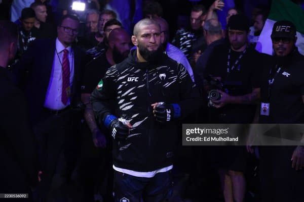 Хамзат Чимаев Швеция фуқаролигидан нима учун воз кечди?