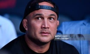 UFC собиқ чемпиони суд жараёни олдидан психиатрия текширувидан ўтади