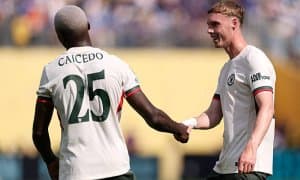 "Челси" ярим ҳимоячисига яхшиланган шартнома таклиф қилишни режалаштирмоқда