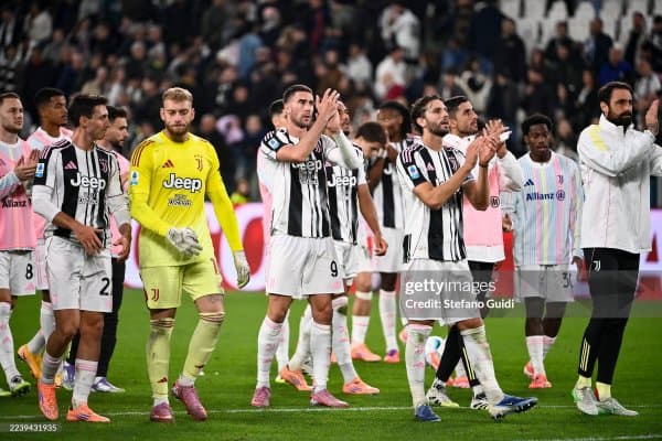  “Барселона” ва “Бавария” эркин агентга айланиш арафасида турган ҳужумчи учун курашмоқда