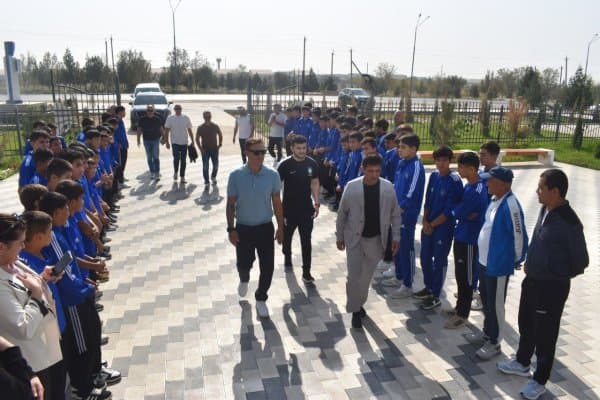 Фабио Каннаваро Қаршидаги футбол академиясига ташриф буюрди