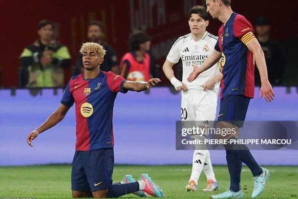 Де Йонг: "Унинг майдондан ташқаридаги ҳаёти мени қизиқтирмайди"