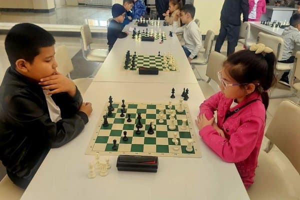 Наманганда шахмат бўйича рапид мусобақаси бўлиб ўтди