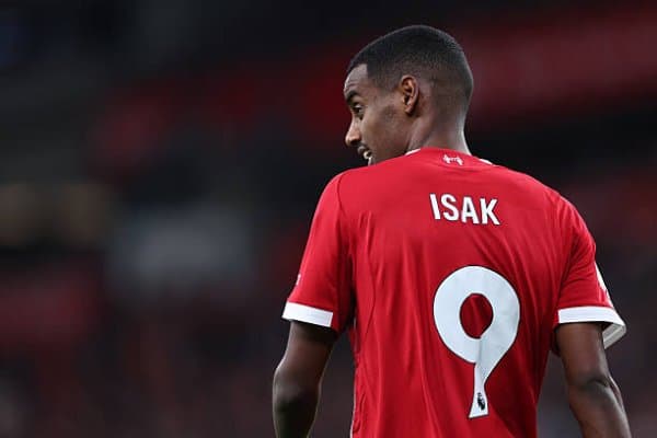 Руни Иcакнинг ўйинини танқид қилди