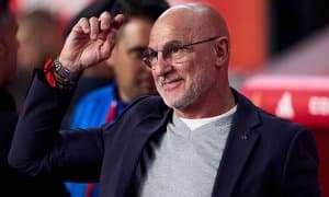 Луис де ла Фуэнте "Барселона" билан Ямалнинг жароҳати бўйича келиб чиққан можаро ҳақида фикр билдирди