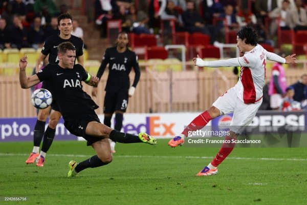 ЕЧЛ. "Тоттенхэм" сафарда "Монако" билан дуранг ўйнади (Видеошарҳ)