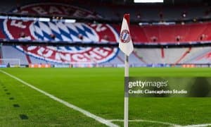 "Бавария" икки марказий ҳимоячига қизиқмоқда