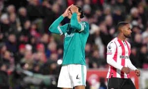 Англияда чемпионнинг шарманда бўлиши янгилик эмас