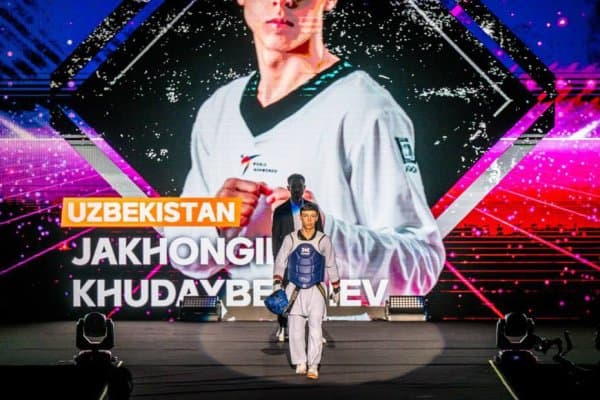 Жахонгир Худойбердиев завоевал бронзовую медаль на чемпионате мира