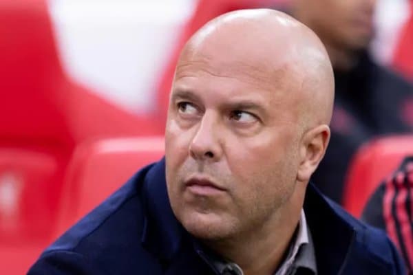 “Ливерпуль” Арне Слотга ишонмай қўйди ва музокарани тўхтатди