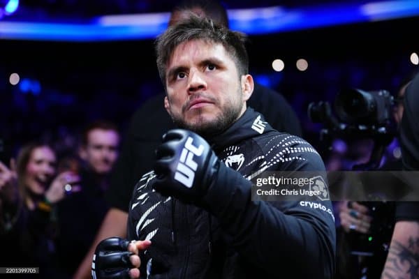 Генри Сехудо: “Хабибнинг натижаларини ўзимникидан юқори баҳоламайман”