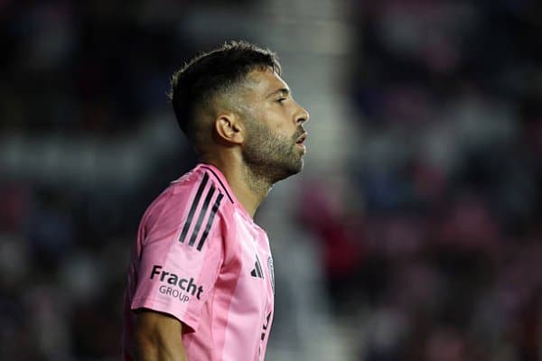 Альба: "Ҳозирги "Барселона" ҳақида фақат яхши гапириш мумкин”