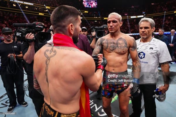 Чарльз Оливейра: “Мен аҳмоқлик қилдим"