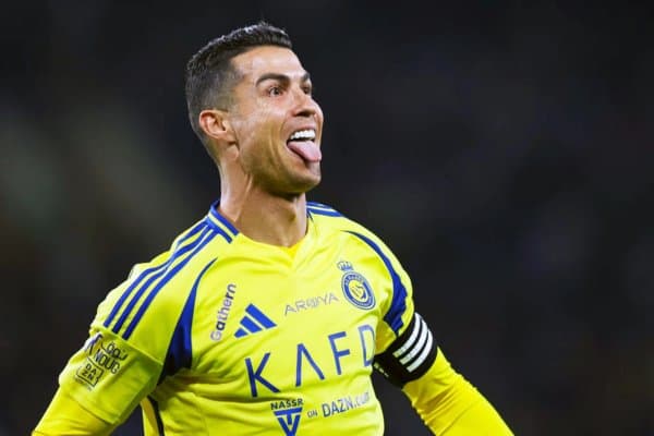 Роналду “Манчестер Юнайтед” нега чемпион бўлмаслигини айтди