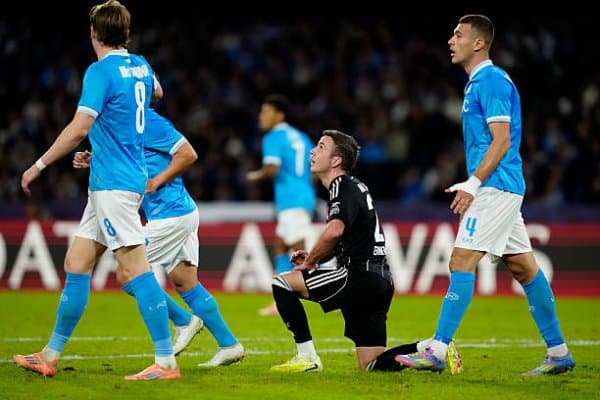 ЕЧЛ. "Наполи" эса Бундеслига клуби билан нурсиз дурангга имзо чекди 