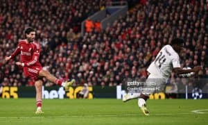 Archivo VAR: "Ҳакамнинг қарори тўғри"