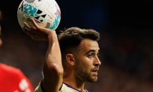 “Барса” футболчисининг бурнини синдиришди