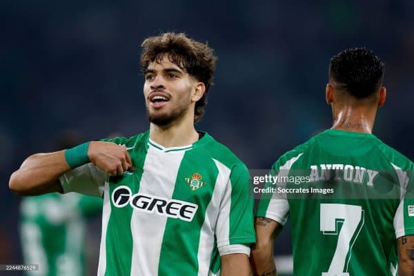 ЕЛ. Антони гол урган баҳсда "Бетис" ишончли ҳисобда ғалаба қозонди. "Рома" эса меҳмонда 3 очкони қўлга киритди