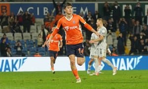 Туркия Суперлигаси. "Генчлербирлиги" - "Истанбул Башакшеҳир": Асосий таркиблар билан танишинг 