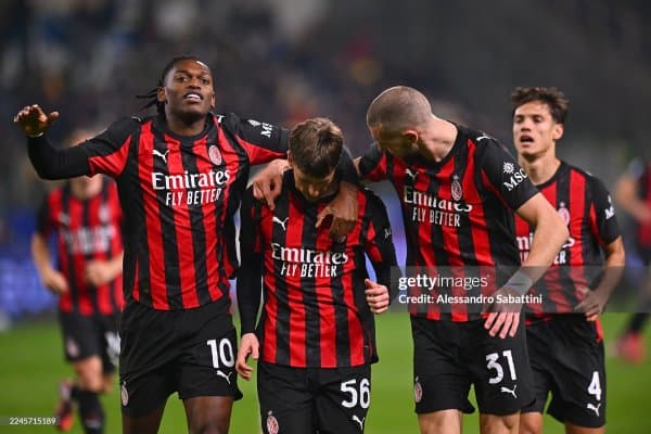 А Серия. "Милан" меҳмонда, "Ювентус" эса ўз уйида дуранг қайд этди