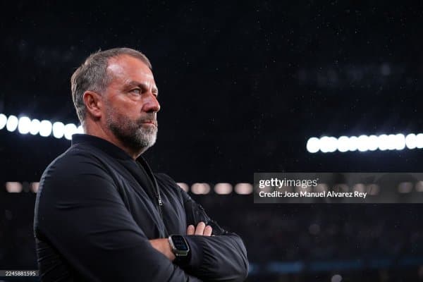 Флик: "Гарсия ва Рафинья келаси ўйингача қайтишади"