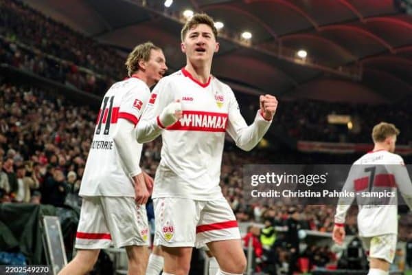 МЮ "Штутгaрт"дан футболчи  сотиб олмоқчи