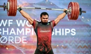 Акбар Жўраевга тенг келадигани топилмади!