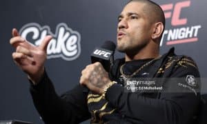 Алекс Перрейра грэпплингда Хамзат Чимаев билан куч синашмоқчи