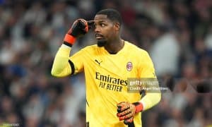 Майк Меньян учун кураш авжида