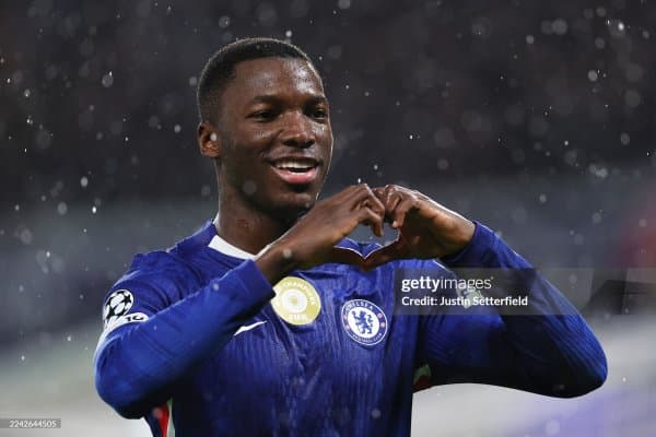 "Челси" Кайседога янги шартнома таклиф қилди