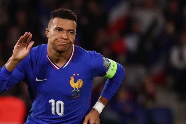 Мбаппе Пеледан сўнг 400 та гол урган энг ёш футболчига айланди