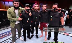 Ислом Махачев: "Хабиб Конорни психологик жиҳатдан синдириб ташлаган"