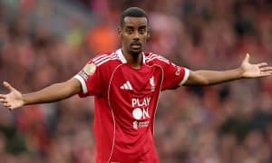 "Ливерпуль" ҳужумчиси Исак мавсумни нега ёмон бошлаганини айтди