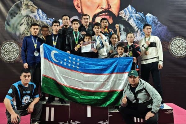 Кикбоксчиларимиз Қирғизистондаги турнирда 33 та медални қўлга киритди