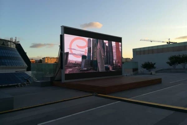 “Нефтчи” — “Қизилқум” учрашувини кўриш учун стадион ва шаҳар марказида йирик мониторлар ўрнатилади