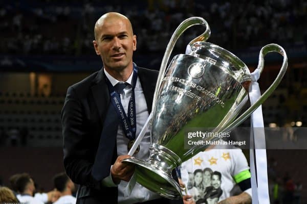 Романо: Зидан Франция терма жамоасида иш бошлаши мумкин