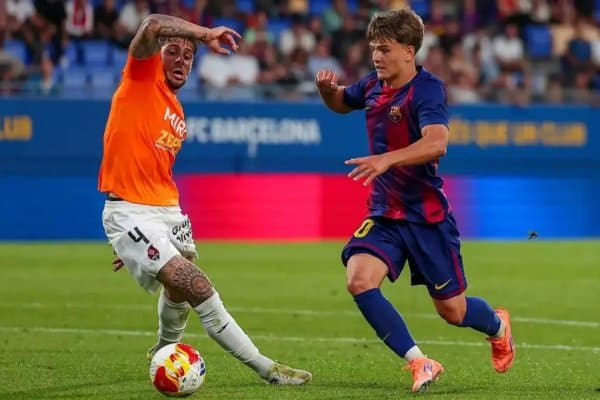 Чемпион жамоа “Барса” футболчисини ўзига оғдириб олмоқчи