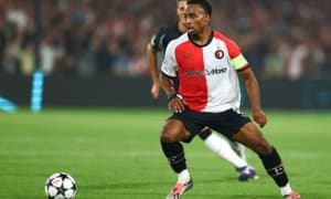 Бир футболчига 10 та клуб харидор