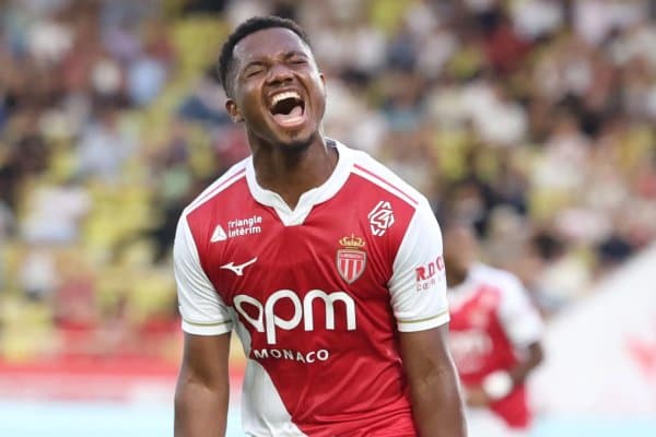 “Барса” ижарада юрган футболчиларидан норози